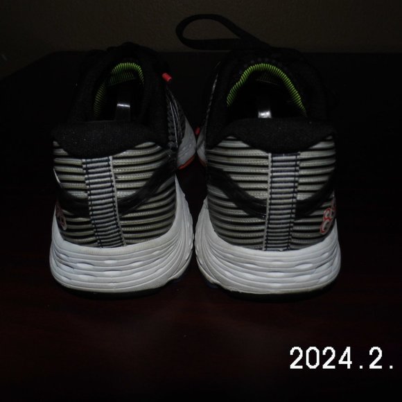 New Balance Running Shoe 7 Revlite 890 V.6 Pre owned - Picture 5 of 9